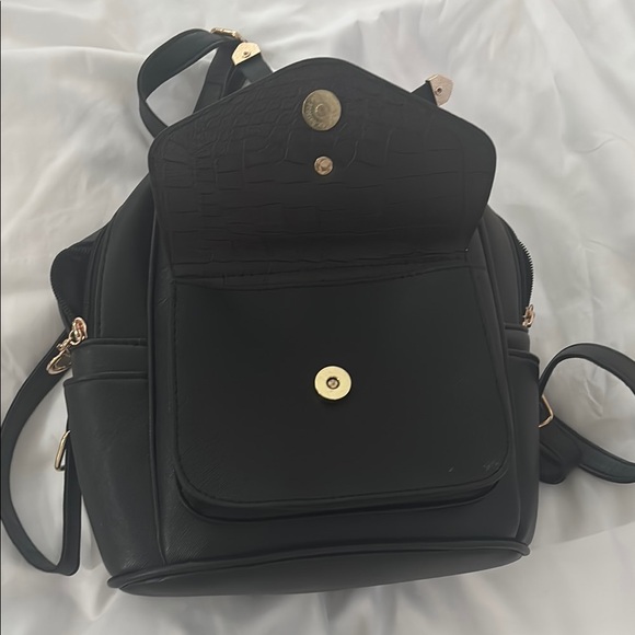 Black Women's mini Backpack - Picture 4 of 4